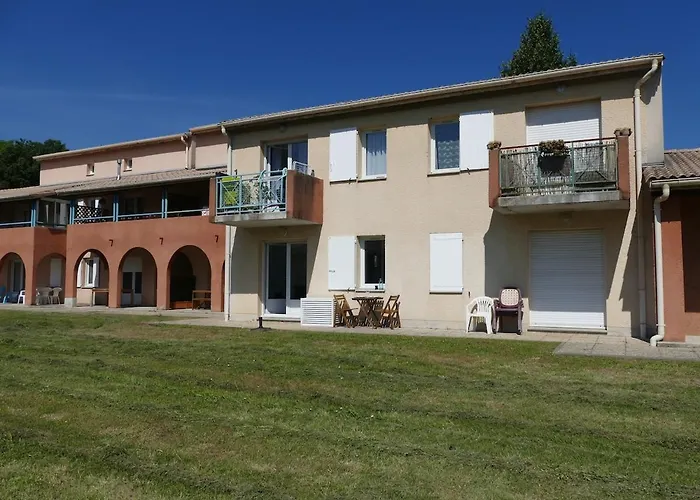 Sur Le Golf De Apartment